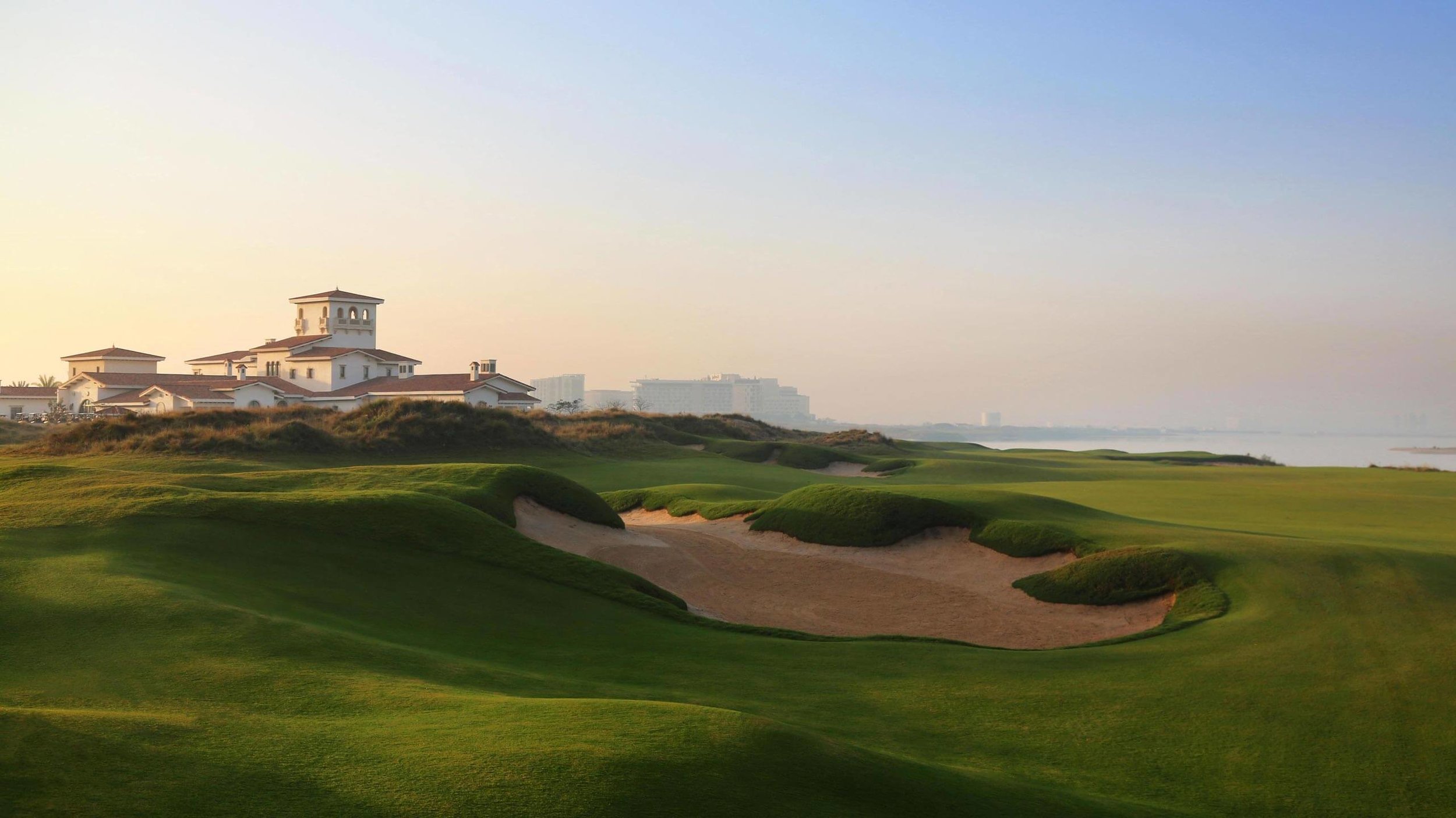 Golf Holidays in Abu Dhabi